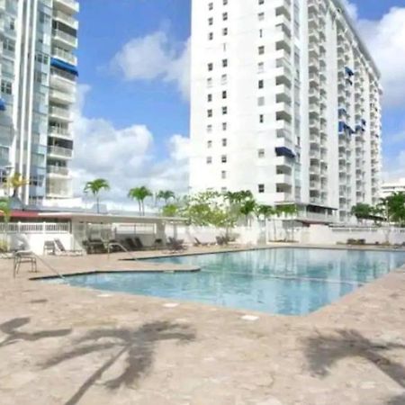 Marbella Apartments ซานฮวน ภายนอก รูปภาพ