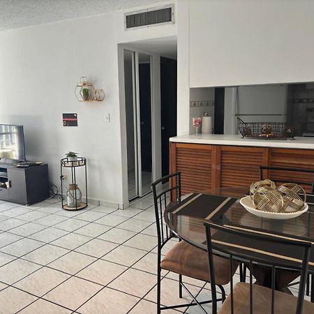 Marbella Apartments ซานฮวน ภายนอก รูปภาพ