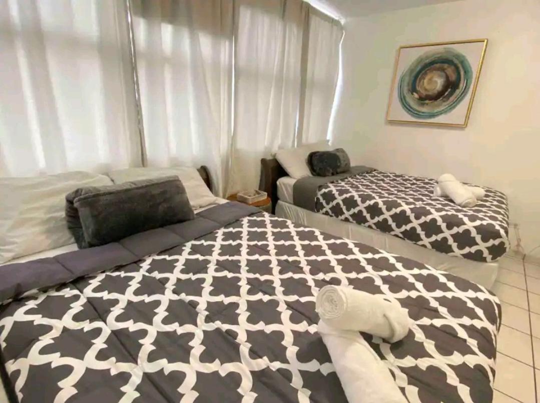 Marbella Apartments ซานฮวน ภายนอก รูปภาพ