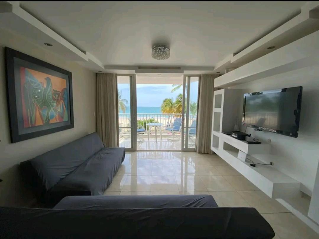Marbella Apartments ซานฮวน ภายนอก รูปภาพ