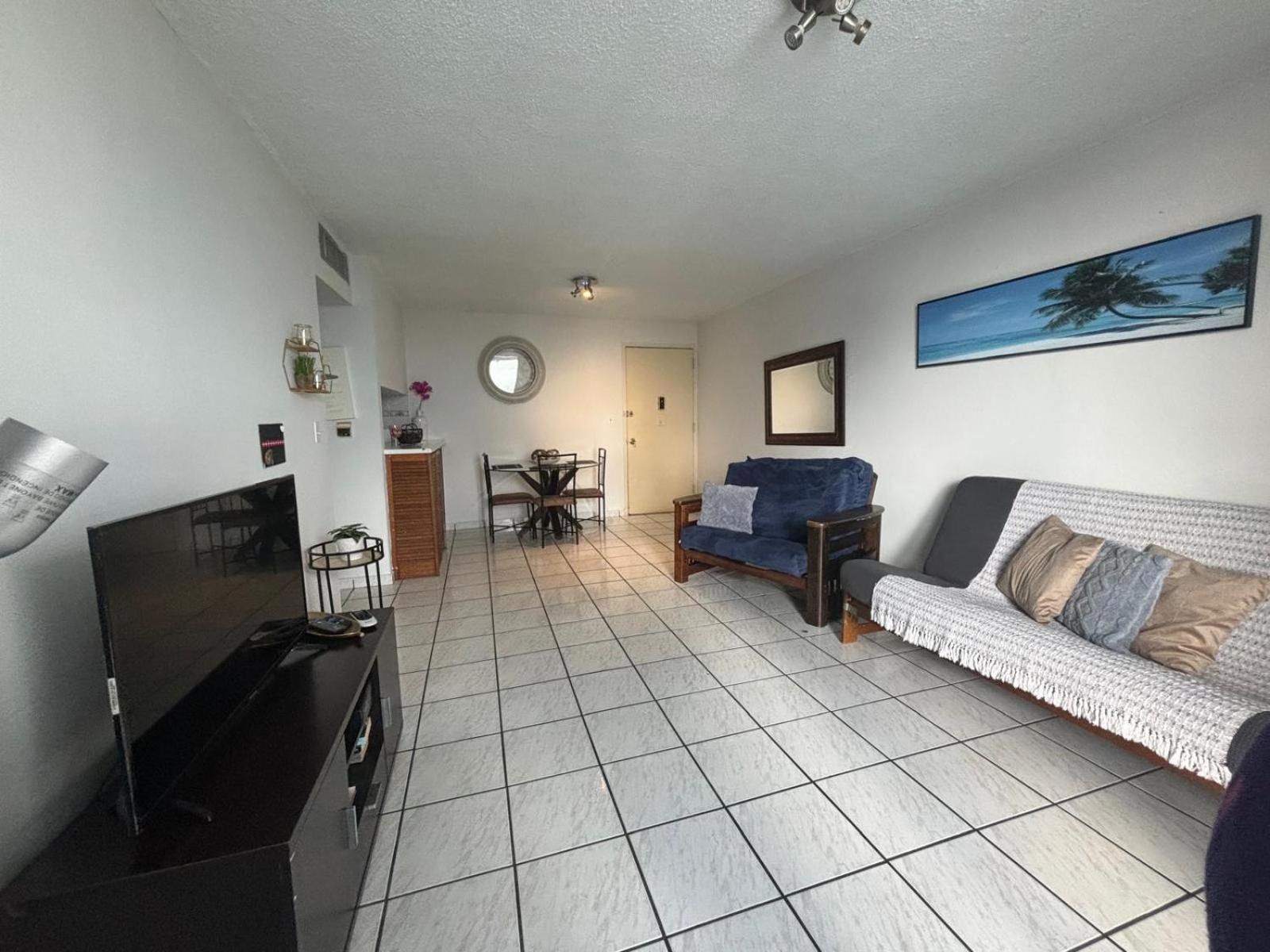 Marbella Apartments ซานฮวน ภายนอก รูปภาพ